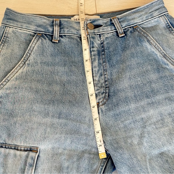 Denim Forum The 90's Millie Hi-Rise Cargo Medium Light Wash Aritzia - Size 26 - Picture 8 of 9